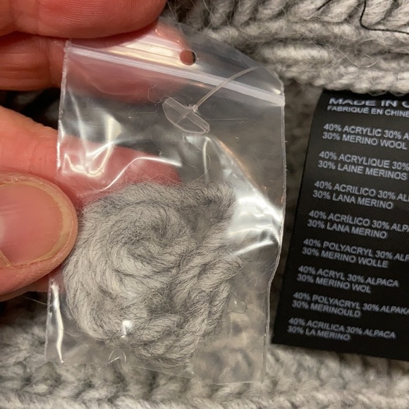 Club Monaco grey sweater poncho xs/s - Picture 9 of 9